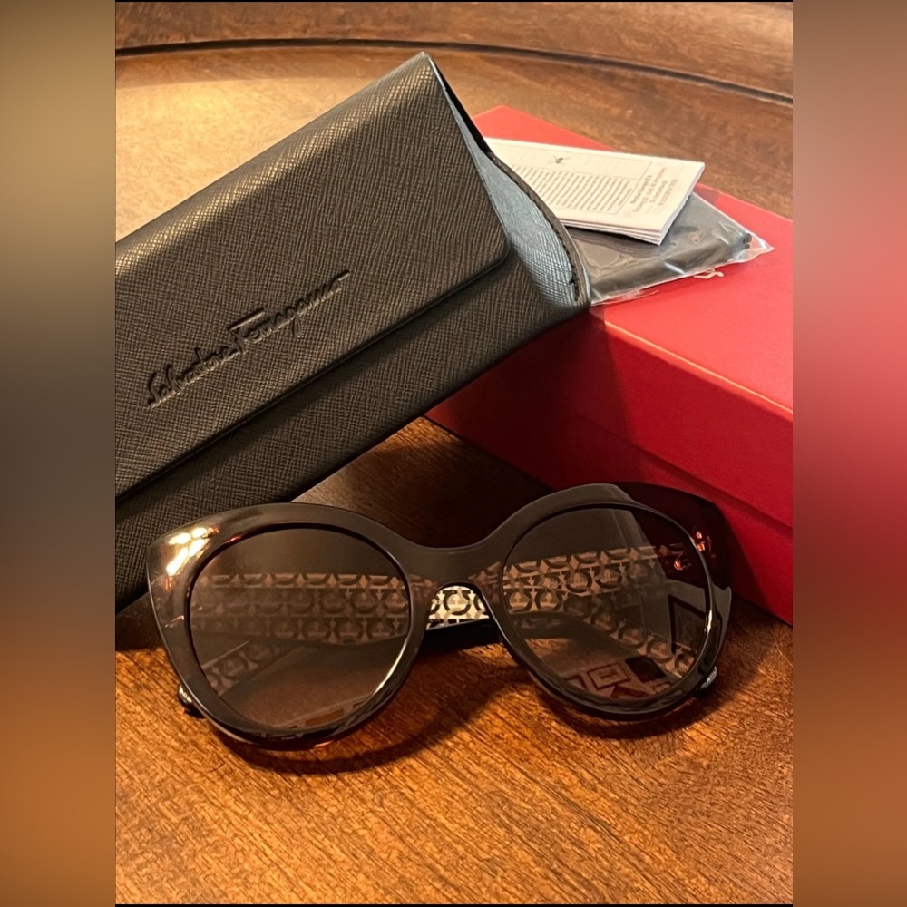 NEW Salvatore Ferragamo Sunglasses
